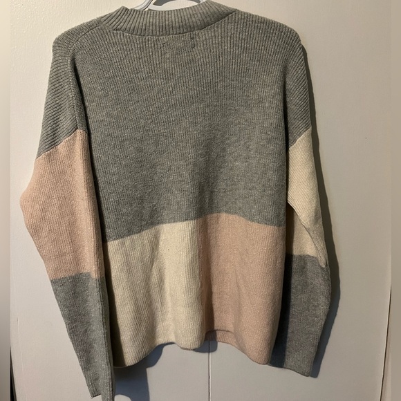 NWT Colorblock Pattern Sweater Lucky Brand - Picture 3 of 5